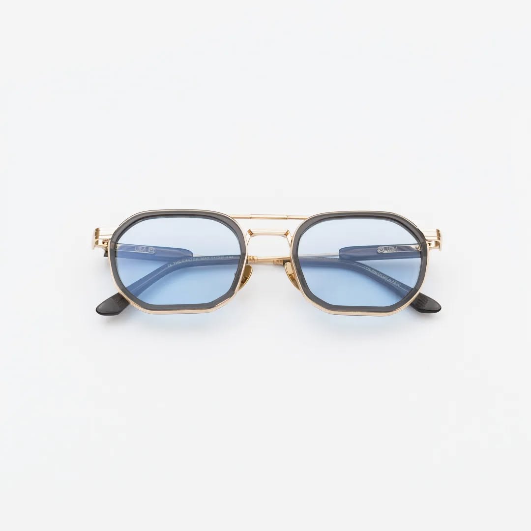 Unique design Milano
#art #milano #handmade #leslunettesdebenjamin #opticien #uniquedesignmilano #design #frame #luxury