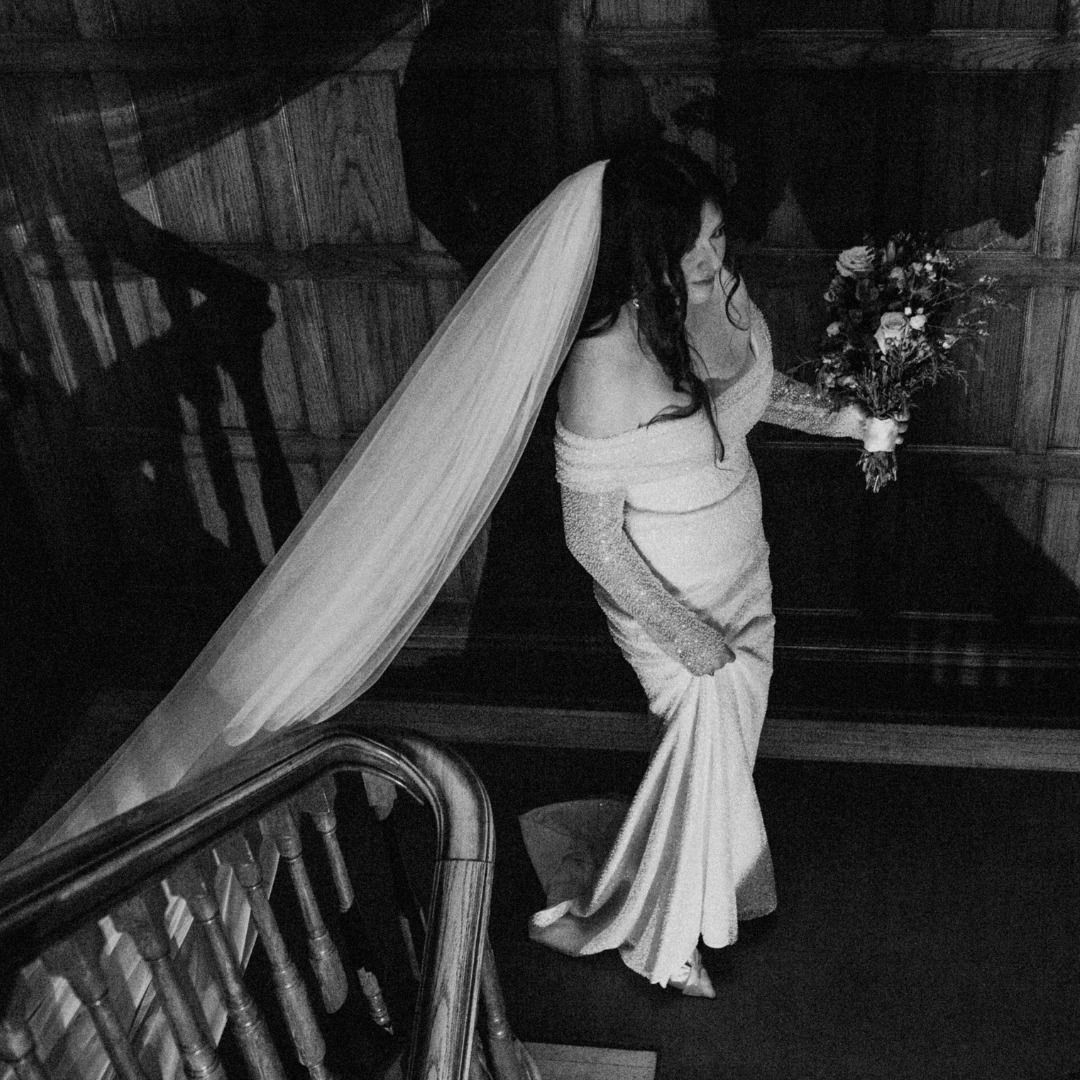 // Some of my favs from this gorgeous Sparrow Lane Wedding.
My gal pal Olea always has me along for the coolest weddings, with the coolest couples, so I can do the coolest pictures for her.
_____
w/ @oleajanes_photography
_____
#yegphotographer #albertaphotographer #leducphotographer #weddingandportraitphotographer #kanderphoto #yegweddingphotographer #yegcouples #leducweddingphotographer #yegweddingphotographer #albertaweddingphotographer #albertaportraitphotographer #edmontonweddingphotographer #explorepage #photographylovers #albertaweddings #loveanddevotion