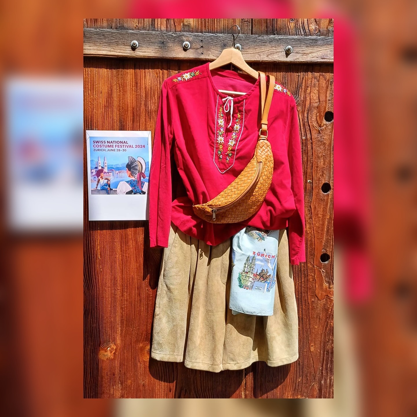 Eidgenössisches Trachtenfest @etf2024 28.-30. Juni in Zürich! 🦢
Get your outfit at REmember Vintage 🩷