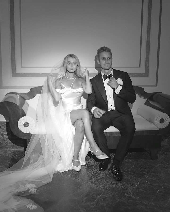 Our Top 3 Musical Moments of Recent Years: Which One is Your Favorite?
2023 - Will, Harry’s cousin’s performance that gave everyone goosebumps. @_willrcreative_
2022 - James surprising his wife Siobhan with a heartfelt rendition of “Can’t Take My Eyes Off You.”
2020 - The best groom’s entrance, accompanied by Albie Davies’ uplifting voice. @albiedavies
Fun Fact: All of these performances were surprises for the guests—and even for us! This is our style; we love capturing spontaneous, raw moments and hope people notice the effort that goes into creating them.
#weddingInspo #weddingmoments #weddingfilms #weddingvideographers #weddingsmallorca