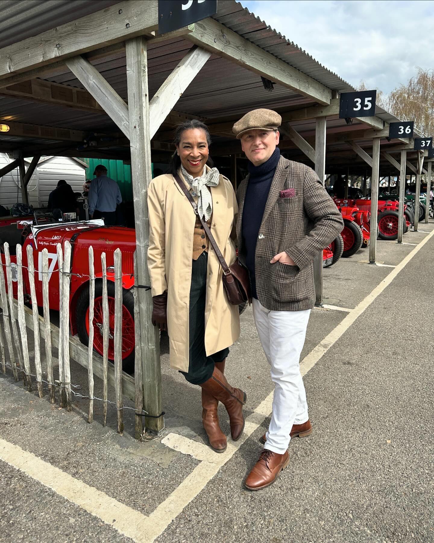 Happy 25th wedding anniversary @hillhousevintage !