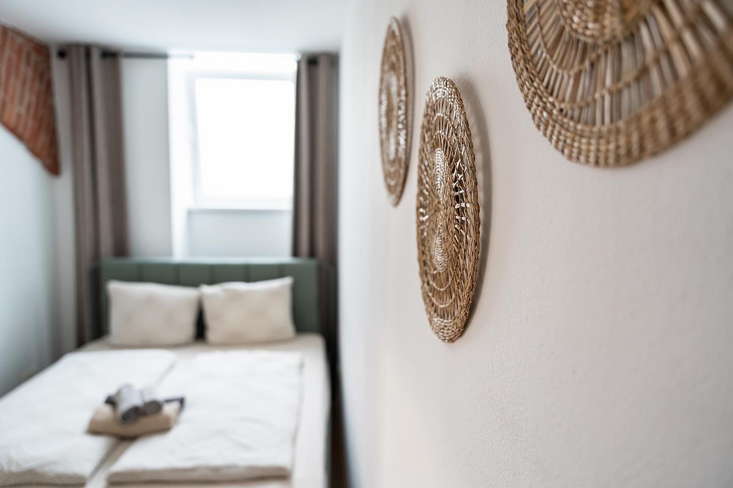 Your home away from home.
© @michaelsabothafotografie
#wien #vienna #travelvienna #citytrip #viennatouristboard #apartment #apartmentdecor #prater #praterwien #viennanow #viennaaustria #viennagram #riesenrad #riesenradwien #explorevienna #whattodoinvienna