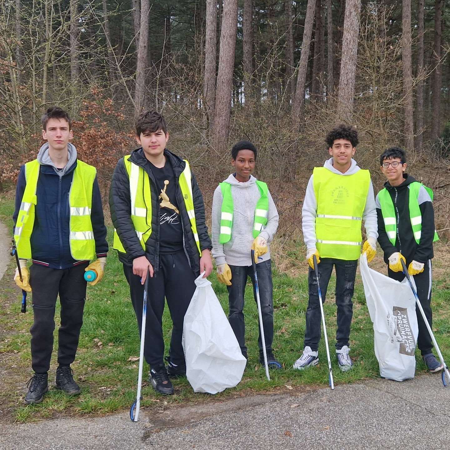 Ook dit schooljaar hebben onze leerlingen zich meermaals ingezet voor een propere buurt! ๐ @demooimakers