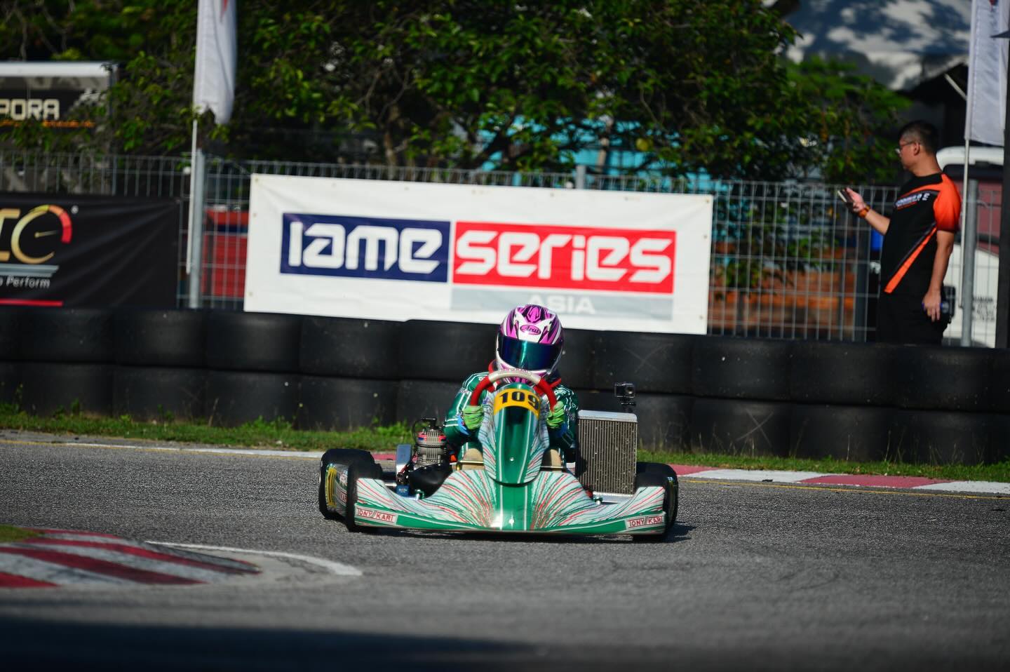 An amazing weekend at @iameseriesasia in Malaysia! Round 3 was a rollercoaster but in the end we finished the final in P1! That gives us lots of confidence going into round 4 and we’ll see you at @rudsepang for the next round. Thanks to @tonykartofficial for an amazing kart, @fireballmotorsports for their support and my coach @mikkonassi from @fullfocusracing