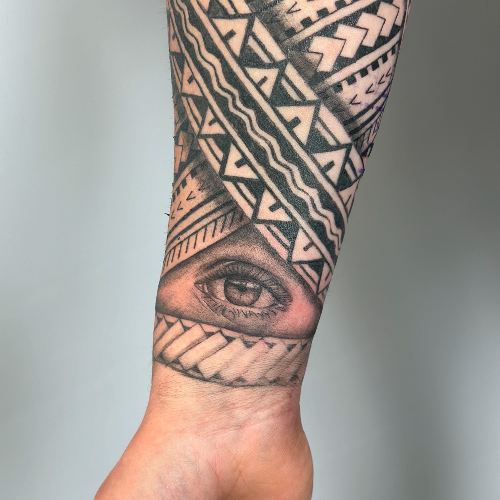 Gestochen von Marco @mavinci_art #tattoo #tattooart #realistictattoo #arbon #schweiz