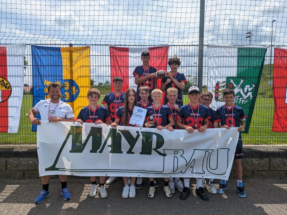 Wir gratulieren der #Sportmittelschule Steyr zum 3. Platz der Flag Football Bundesmeisterschaften in Hollabrunn 🥉🥉🥉 #steyr #mayrbau