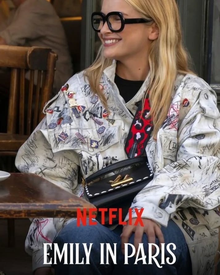 Les lunettes L.G.R, méticuleusement fabriquées à la main par des artisans, incarnent le summum du savoir-faire italien. Chaque cadre prend vie grâce à des méthodes de production traditionnelles, avec soin et compétence, du début à la fin.
#handmade #luxury #madeinitaly #lgr #lunettes #opticien #leslunettesdebenjamin #netflix #serie #emilyinparis #acetate