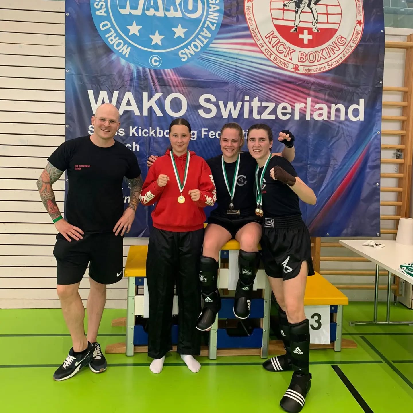 Girls ihr sind eifach die geilste 💯🤸♀️🥰🔥💪🏾
Sind stolz uf euch 😘