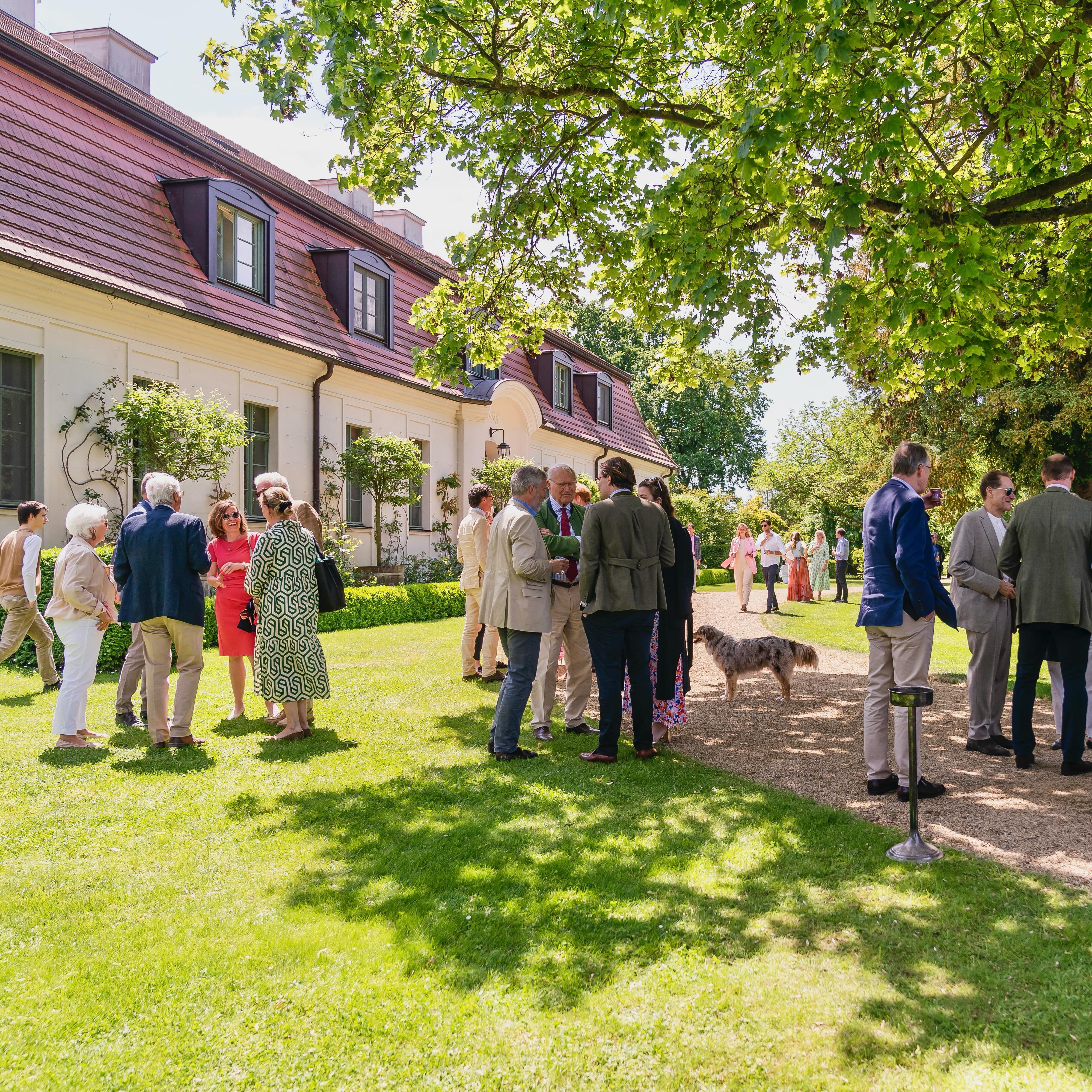 Wir freuen uns auf den Sommer mit euch. Schaut gerne auf unsere Webseite nach kommenden Veranstaltungen.
www.eibenhof-bad-saarow.com
#eibenhofbadsaarow #hochzeitslocation #eventlocation #trauungamsee