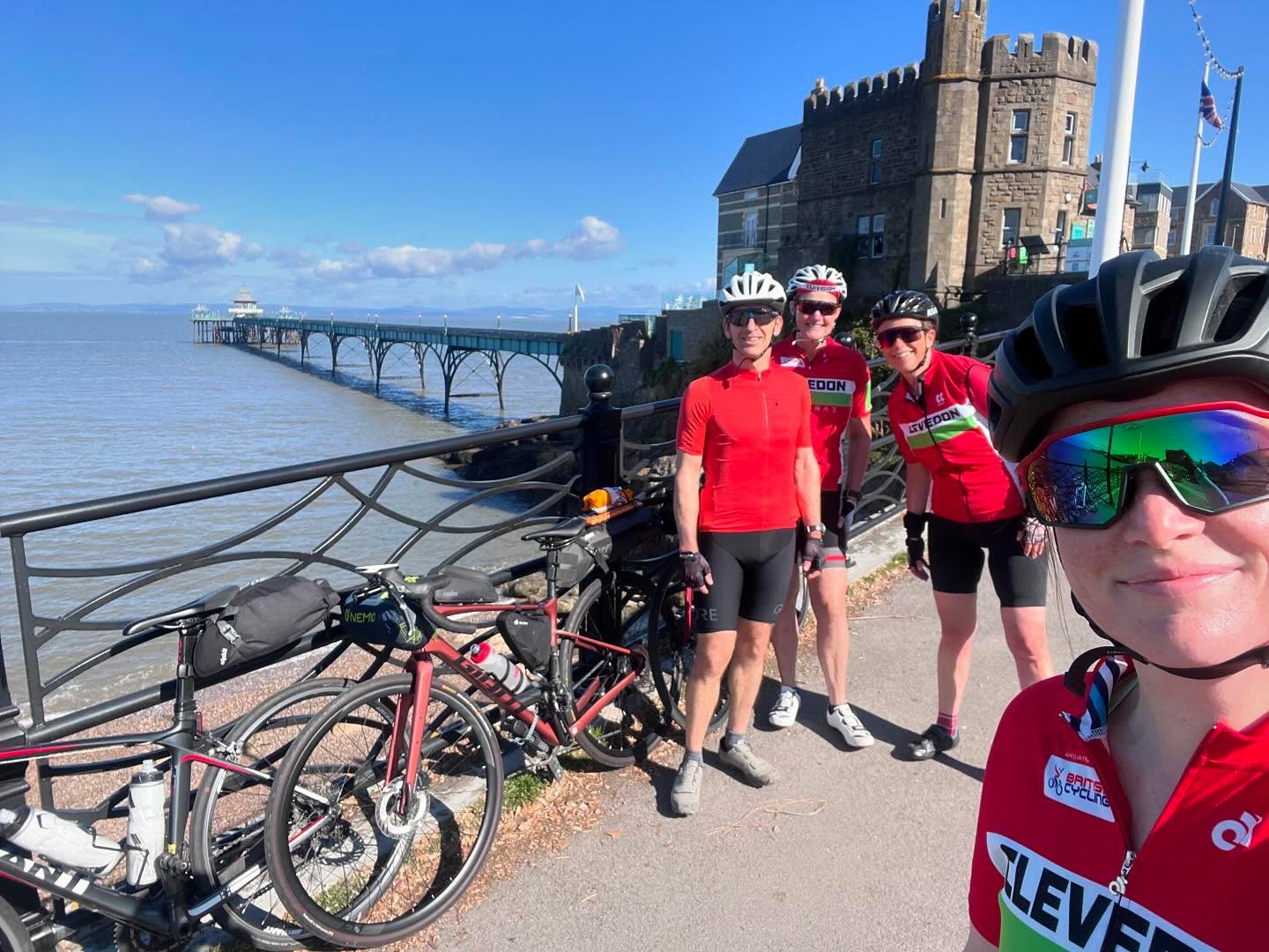 What a weekend..!
Another sunny captains challenge took place this weekend. The annual coast to coast trip. Starting in Clevedon, to Seaton, Devon and back again!
We had 2 groups, a 2 day bike packing crew (pics 1-4) and a hardcore do it all on Sunday crew (pics 5-7). A glorious weekend of great riding and plenty of food to fuel!
Well done to everyone who took part!
#cdrc #clevedonanddistrictroadclub #coast2coast #c2c #seaton