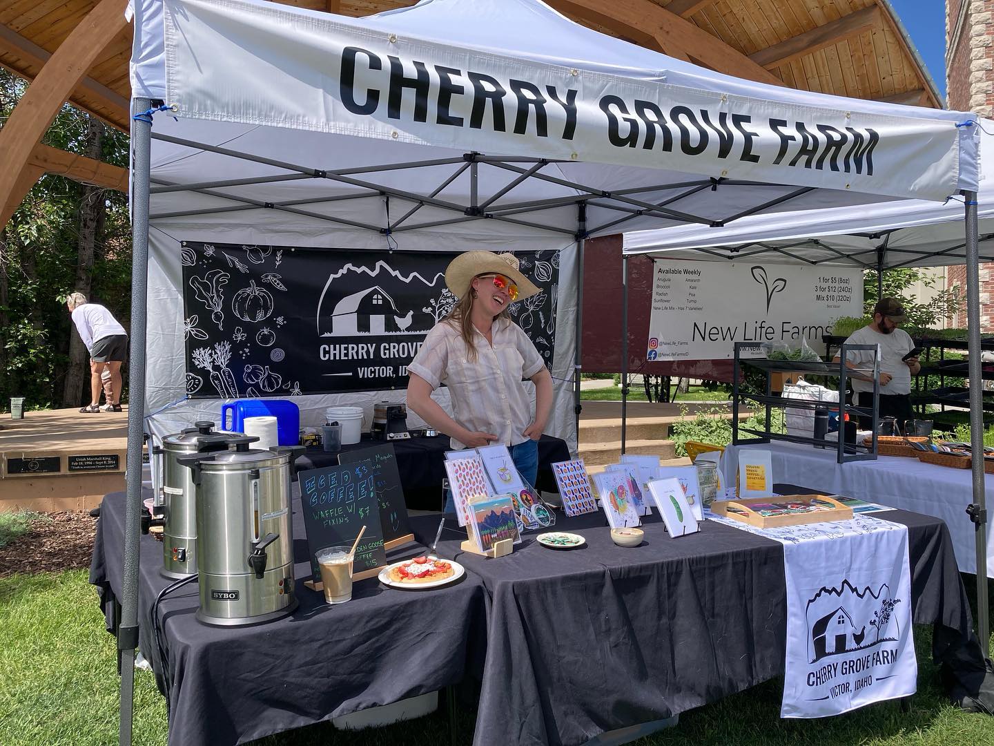 Been having so much fun meeting people, networking at the Friday farmers market in Driggs @tetonvalleyfarmers
We are in year one, lots of infrastructure, digging, and planting our first field of strawberries. Right now at the farmers market we are selling waffles, iced coffee, and exclusive merch like stickers, magnets and greeting cards designed by me. Can’t wait to expand into selling produce and farm goods, but happy to just be there meeting my community!
#SustainableAgriculture #SupportLocalFarmers #CommunitySupported #SustainableFarming #FarmLife #NaturalLiving #PasturedMeat #GrassFed #EthicalFarming #RegenerativeAgriculture #SmallFarms #HealthySoil #CommunitySupportedAgriculture #SustainableHarvest
#Sustainability #LocallySourced #FreshProduce #EthicalFarming #GreenLiving #WomanOwned #FemaleFarmer #WomenInAg #bossbabe #womeninagriculture