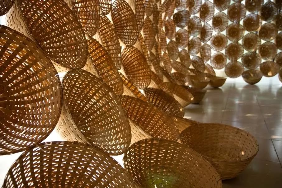 We are proud to see our long-term DAS collaborator, Rana Begum, featured in the Spring/Summer 2024 issue of Crafts Magazine, where she shares how the meditative process of weaving baskets as a child has stayed with her throughout her art career.
"A basket is a form you can recognize anywhere in the world," says artist Rana Begum (@ranabegumstudio), in praise of the everyday woven item that has recurred as part of her installations from Dhaka to Istanbul to Cambridge.
Photograph of "No: 473," 2014, from DAS 2014.
Commissioned and produced by the Samdani Art Foundation for the Dhaka Art Summit 2014. Courtesy of the artist, the Dhaka Art Summit, the Samdani Art Foundation, and Jhaveri Contemporary.
Grab your copy via the link in bio.
@dhakaartsummit
@nadiasamdani
@rajeebsamdani
@dhakadiana
@rux_q
@ranabegumstudio
@craftsmagazine
@jhavericontemporary
@swilin_haque
@sazzad1985
@iftekharnoor
#dhakaartsummit #samdaniartfoundation #dhaka #art #artwork #DAS #exhibitions #contemporaryart #ranabegum #craftsmagazine