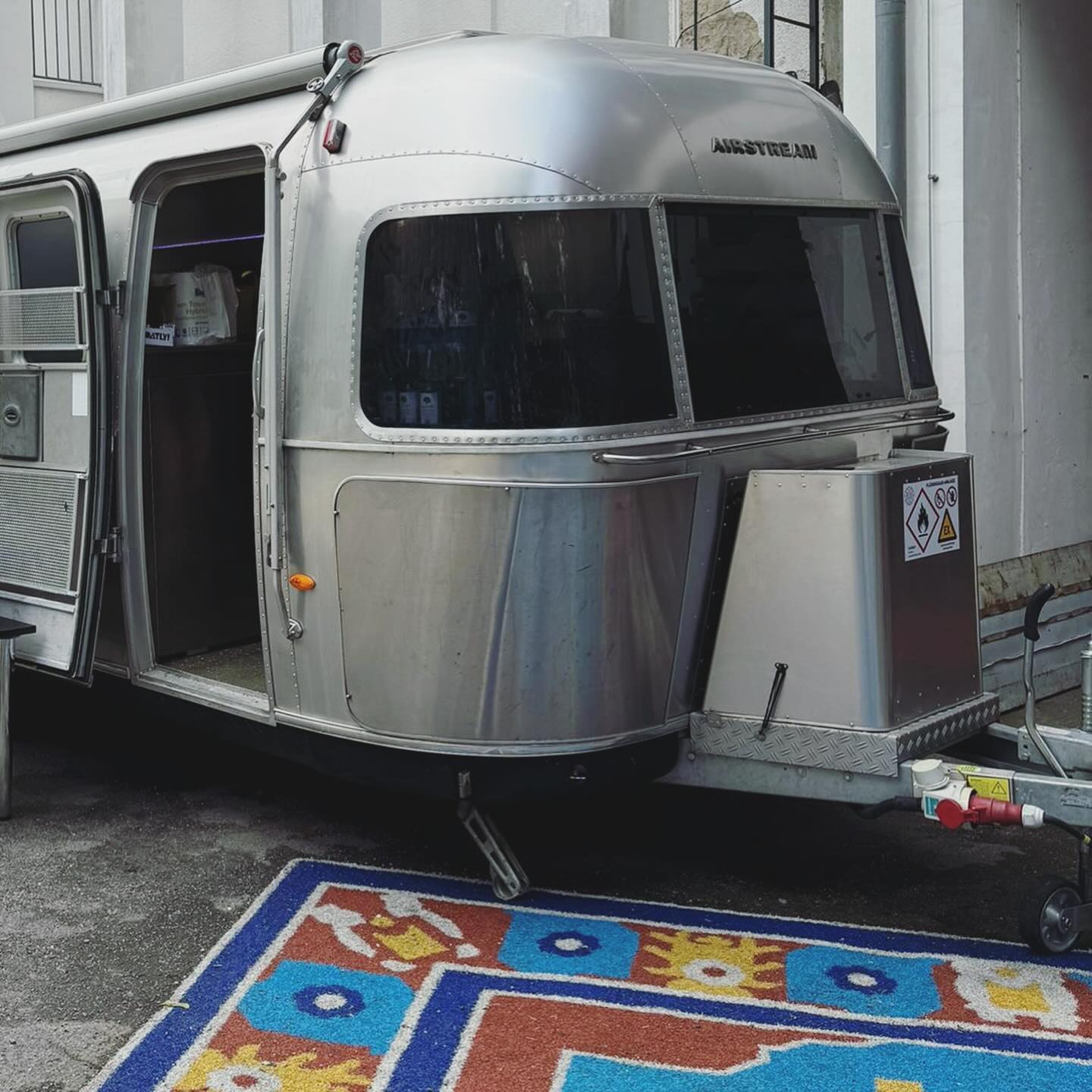 Busy weeks….
#catering #cateringberlin #foodtruckcatering #airstream #airstreamcatering #instafood #instagood #visitberlin #nightlifeberlin #foodspots_berlin #berlinfood