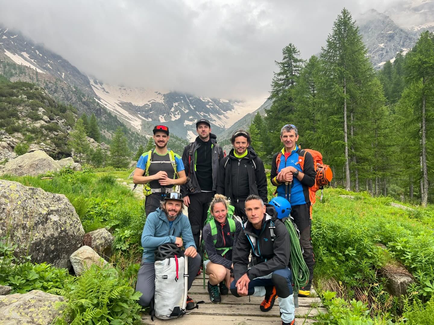 Ieri si è concluso il nostro consueto corso di alpinismo.
Complimenti a tutti i ragazzi e un grazie alla nostra guida @davidespini_mountainguide per la sua professionalità e disponibilità 🗻
