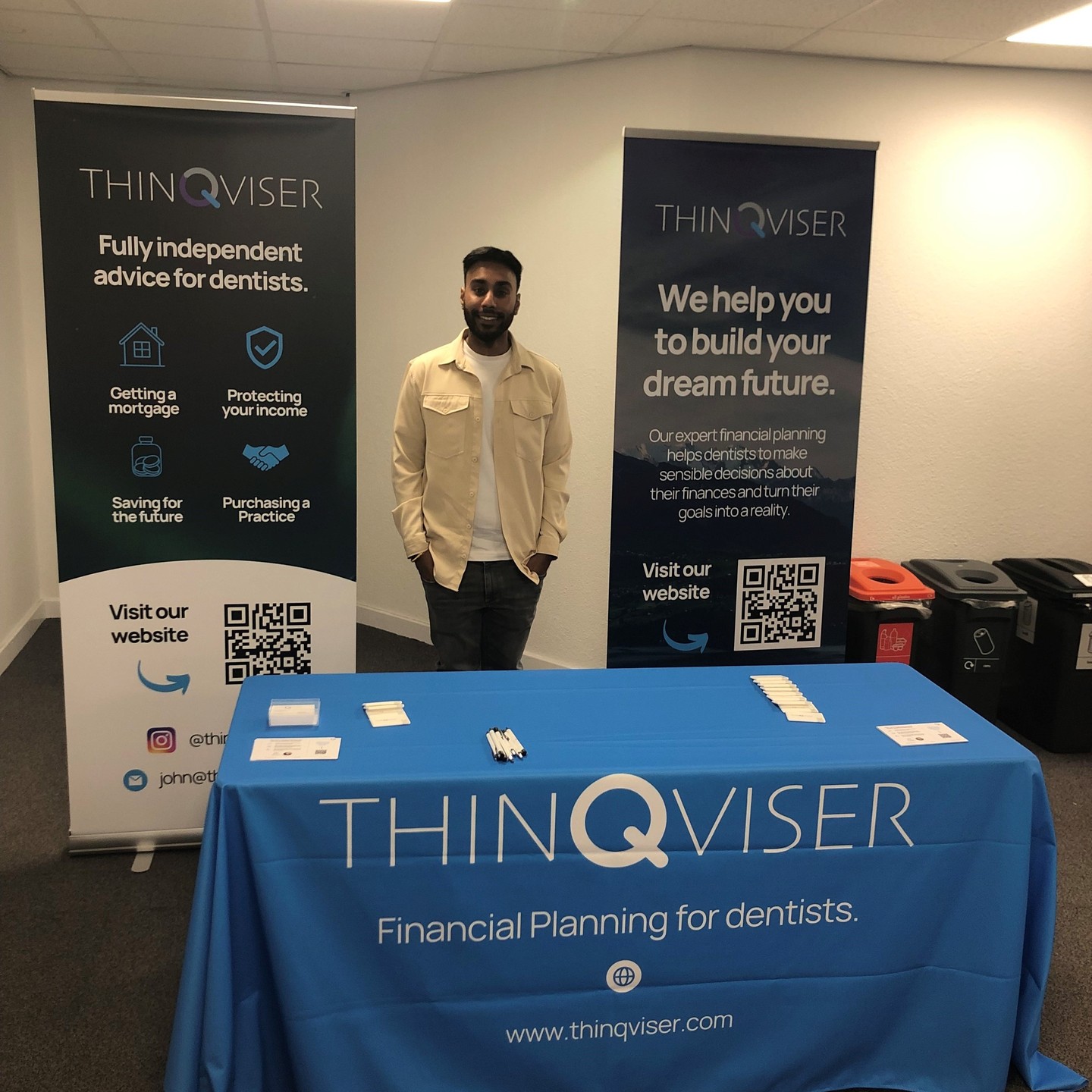 Sunny on a recent trip to Newcastle Dental School!
#thinqviser #ukdentists #ukdentistry #ukdentist