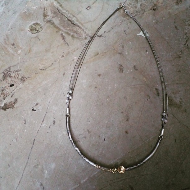 necklace | stainless steel | gold | silver | fresh water pearls
stainless steel with marvellous twist – almost impossible to do!
camara.nafplio.greece
#camaraworkshop #camara
#necklace #nafplio #jewelry
#handmade #steel #designjewelry
#handmadejewelry #greece