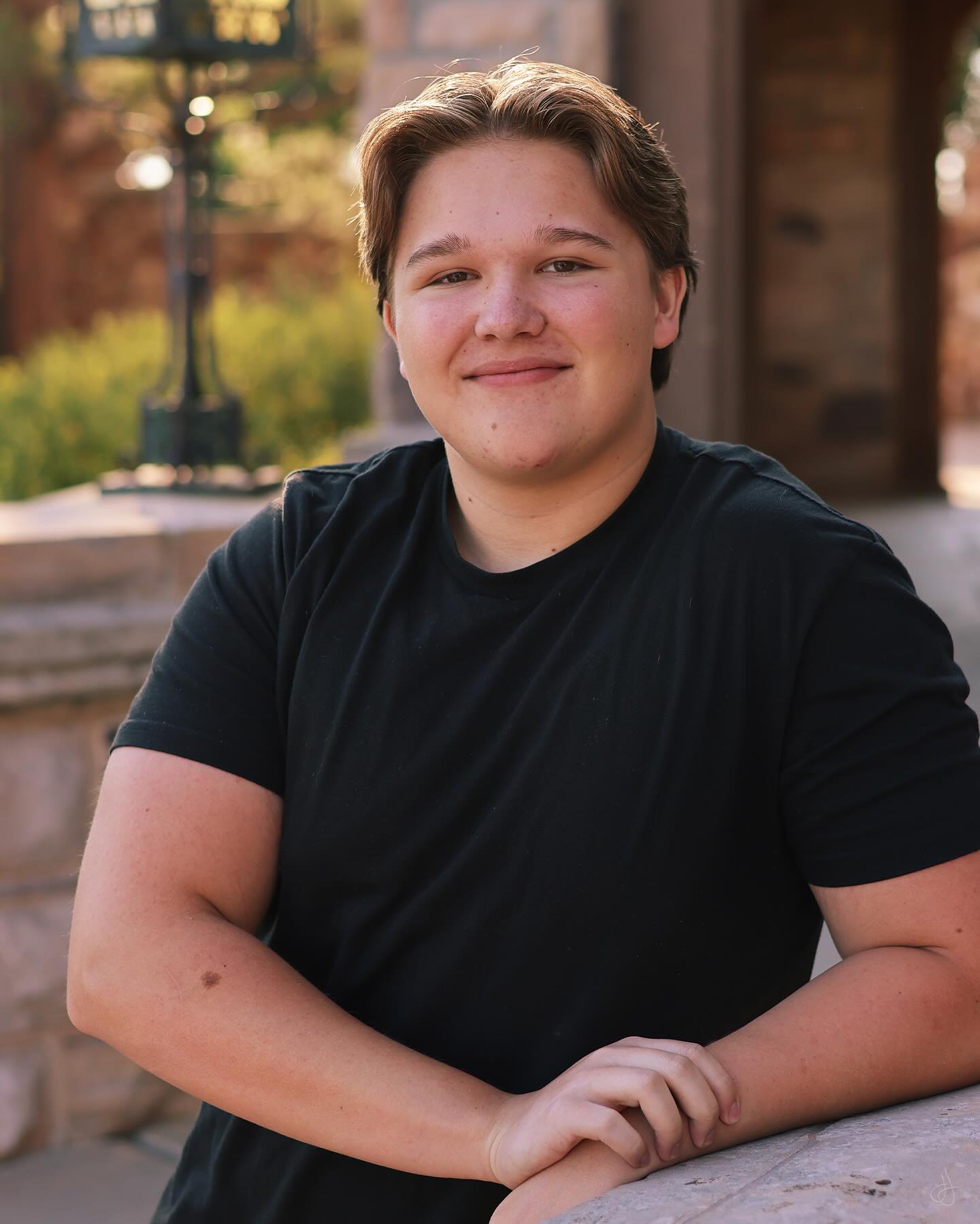 It’s senior photo season! Let me know if you’re looking for last minute, affordable portraits!