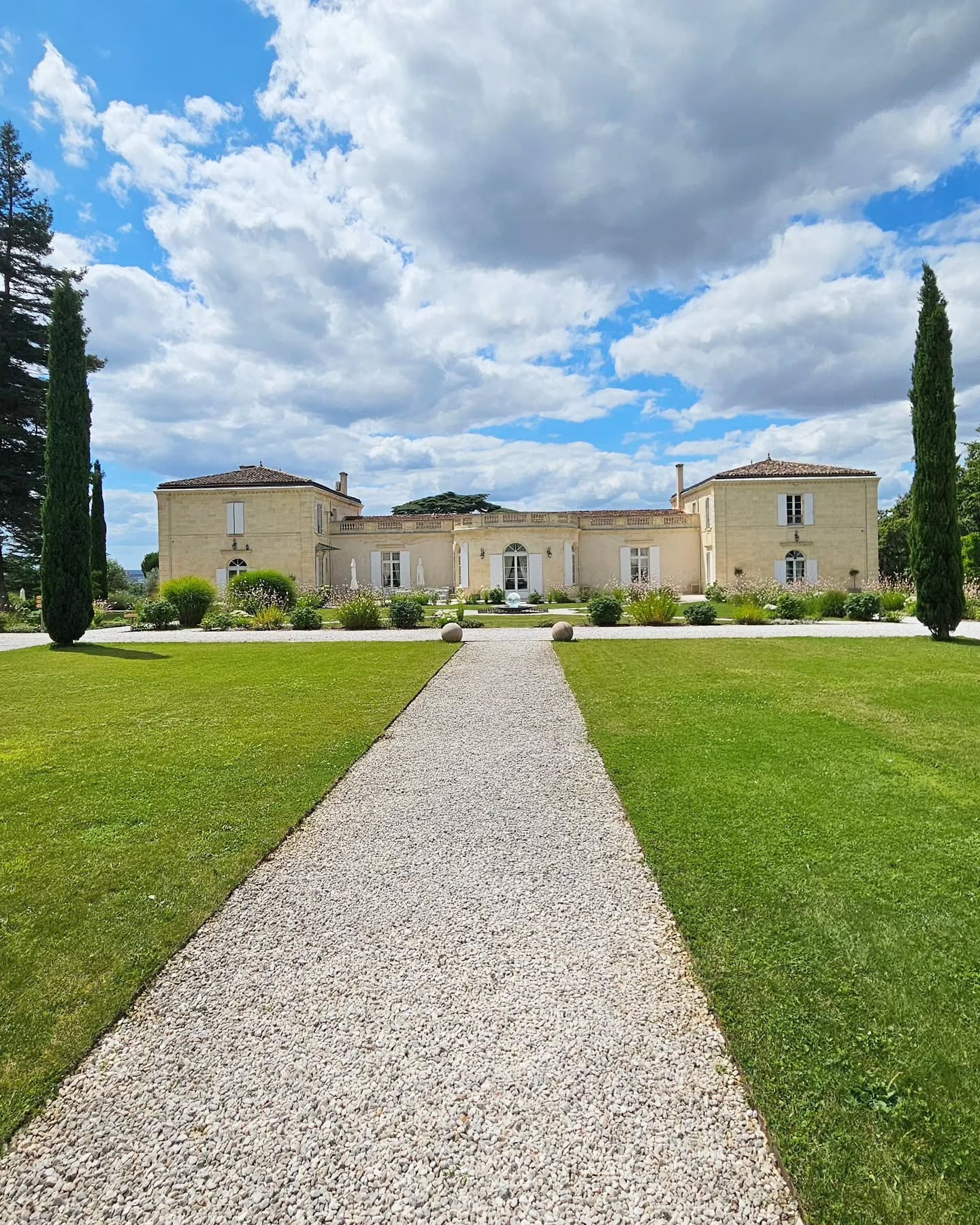 An amazing weekend, the most beautiful wedding and the loveliest couple. Thank you @hortichou and @joe_salha for including us in your special day. It was beyond special ♥️