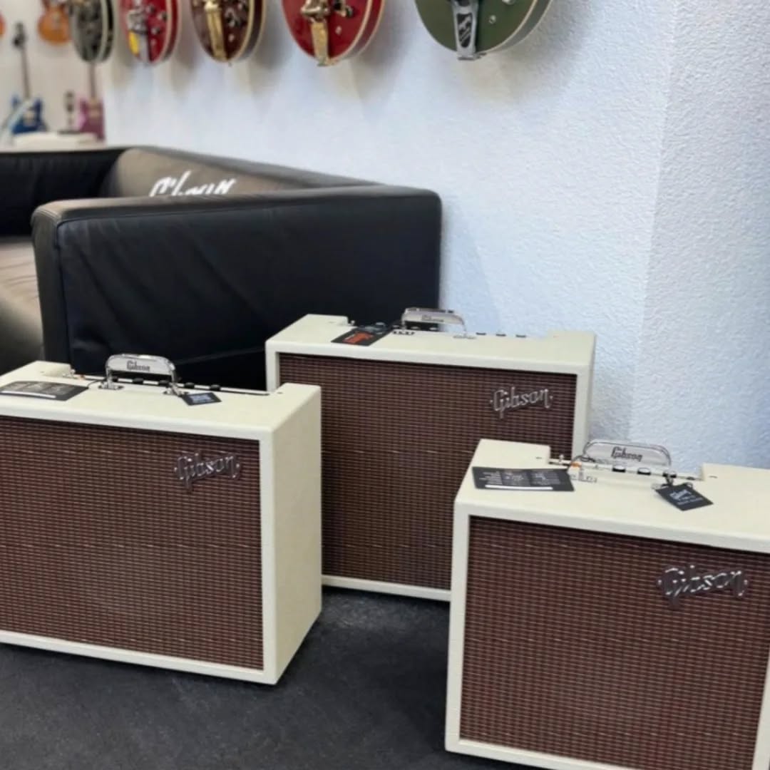 Gibson Falcon 5, 20 und Dual 20 E-Gitarrenverstärker
Ab CHF 1'890.00
WWeitere Infos bei Rock'N'Roli's Musik Shop!