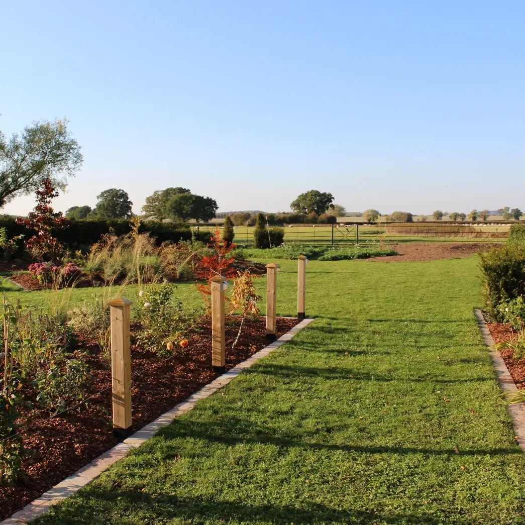 🌞🌱 Summer Lawn Care Tips 🌱🌞
Want a lush, green lawn that's perfect for relaxing? Here are some useful tips to keep your lawn in top shape throughout summer:
🌱 Mow Smart: Adjust your mowing height to keep the grass strong and healthy. Mow regularly but avoid cutting the grass too short to prevent stress.
🌱 Weed Control: Hand-weed regularly to keep unwanted plants in check. If needed, use selective weedkillers as a last resort.
🌱 Edge Neatly: Use a half-moon edging iron to define lawn edges and keep grass from creeping into borders. Trim overhanging grass with long-handled shears.
#summerlawncare #lawnmaintenance #greenlawn #landscapingtips #healthylawn #gardencare #envisagegardens