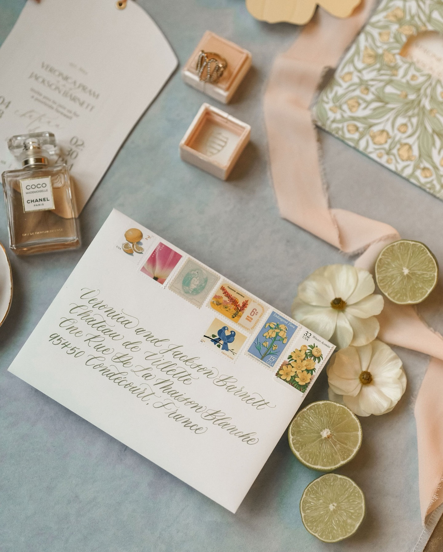 Paris but take it poolside 💐⛲️
Photographer: @alyssabelkaciphoto
Workshop host & planning: @alyssabelkaciphoto @theivoryroses
Wedding planning, styling and design: @jordane_ashley
Venue: @chateau_de_villette, @theheritagecollection
Dress designers: @maramariebridal
Couple: @Missgoldheartedlioness
MUAH: @alesiasolo_muah
Floral designers: @posieandplume_
Table Linen: @appolonialinen
Rental: @les.petitesgermaines, @bigdaybazaar, @maison_options
Stationery: @amyelizabethartistry @allicatcalligraphy
Bartending: @barchefshouston
Cake designer: @hautepatisserie
Jewelry: @amarnam_accessories
Rings: @diamantesjaviergarcia
#weddingcalligraphy #bespokeinvitations #fineartinvitations #custominvitations #envelopecalligraphy #parisianwedding #weddinginvitations