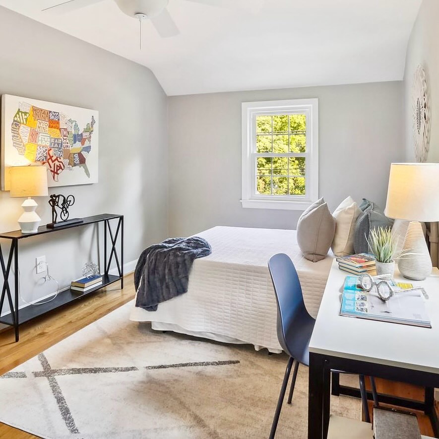 We love staging fun and functional spaces for kids! #Vacantstaging #stagedhomes #dchomestaging #stagingsells