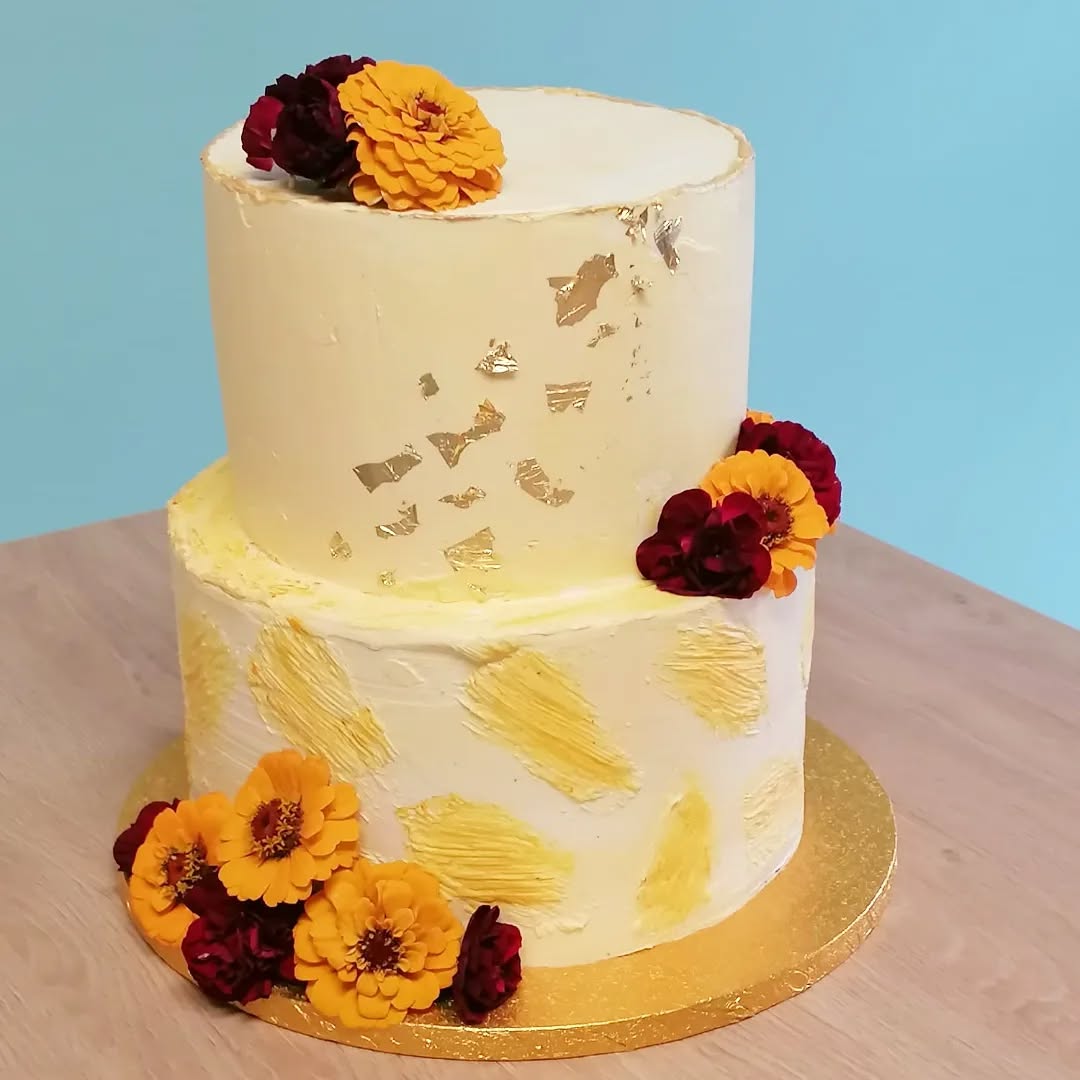 Narozeninový dort z čokolády,tvarohu a ovoce #cokoladovydort #tvarohovydort #ovocnydort #sladkepohladi