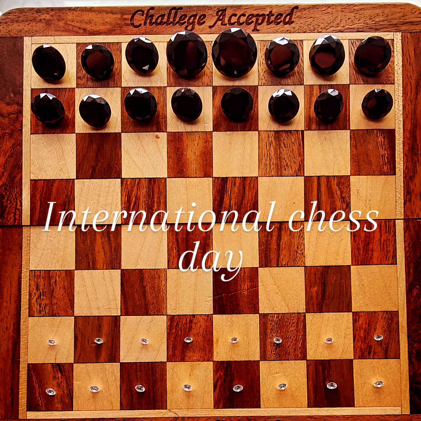#diamondsareforever #internationalchessday #white #black #naturalisnatural #customized #celebrity #madeinindia🇮🇳 #story #shopping #natural #chess #diamonds #shape #wedding #occasion #bride #accessories #queen #king #jewelry #pendant #sparkle #smile #madebyorder #fancy #color #life #lifestyle #sagar_trinitydiamants
Enjoy the WORLD CHESS DAY 🌍🌎♟️♟️♟️♟️♟️