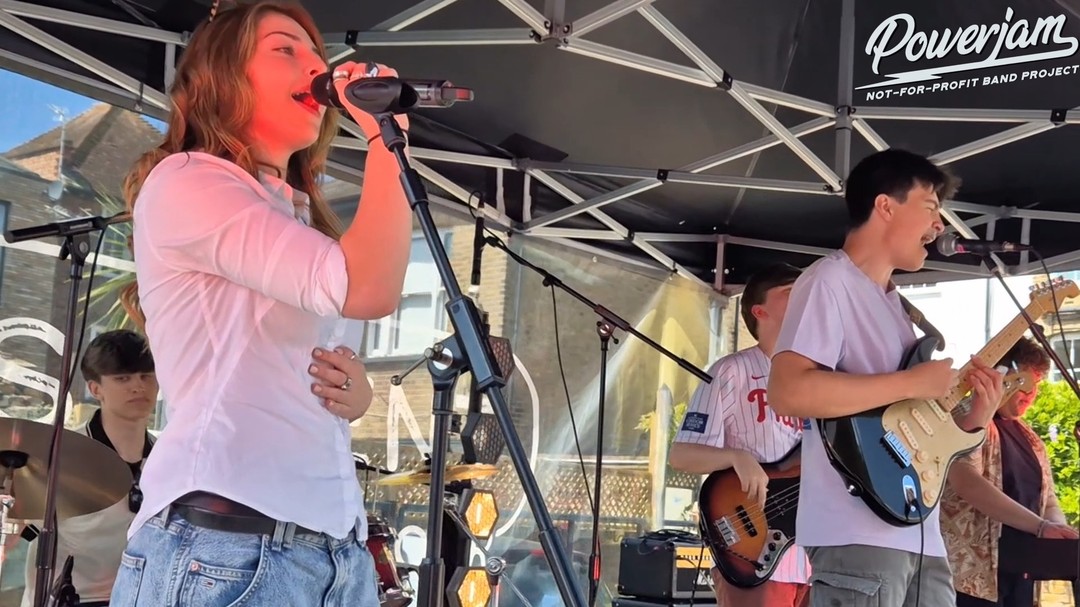 Powerjam band 'Late in Tokyo' rocked High Tide Festival yesterday - their set featured the band’s original song ‘Broken Kisses’ (produced and released under the Powerjam Recordings label), which you definitely need to check out on all streaming platforms if you haven’t already! Thank you to @hightidetwick and @thebasementdoor for having us on!
#swlondon #richmondandtwickenham @eelpierecords @discovertwickenham #southwestlondon #twickenham #richmond #richmonduponthames #teddingtontown @crawdaddyclubrichmond
#familiesuponthames #richmonduponthames #teddingtontown
#ealing #ealingbroadway #ealingmums #powerjam #powerjambandproject #bluezd #thebasementdoor