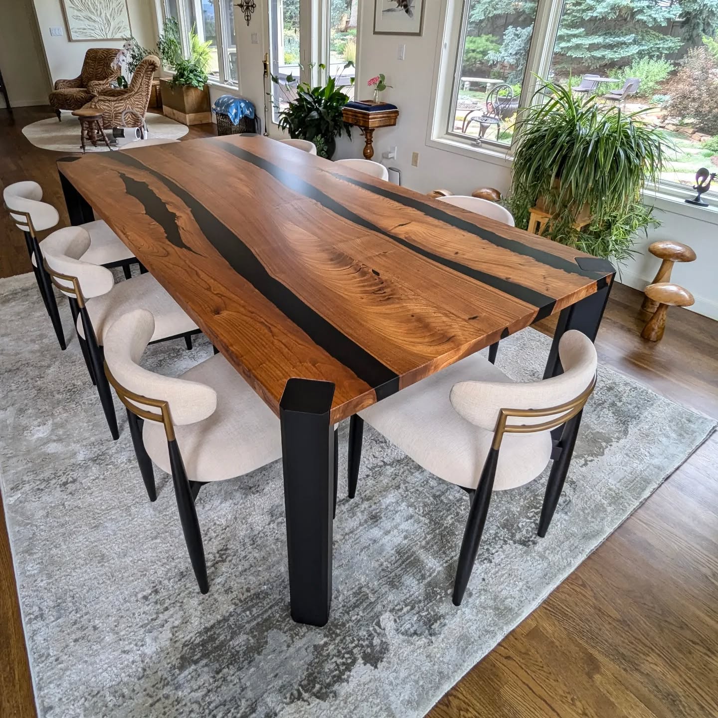 We split apart a couple of Denver Elm slabs and highlighted their bark inclusions with black resin. The steel base corners got milled down to accent and detail the mortised wood connection.
.
.
.
#Denver #elm #steel #bevel #details #diningtable #modernhome #weldingshop #woodworker