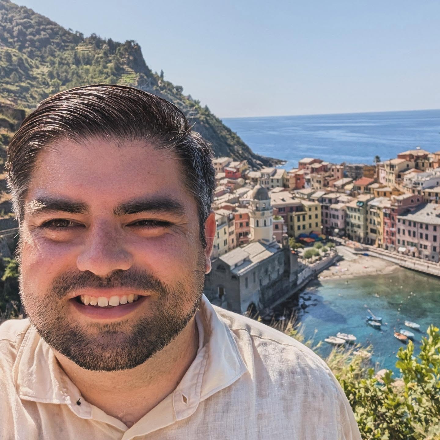 Running it back: Round 2
Another amazing trip with a great group of people. The people make the destination more enjoyable. #europe #italy #milan #germany #switzerland #travel #cinqueterre #lakecomo #munich #riversurfing #tobagining #bmwmuseum #izeta #redrumhotel #AFHProom #🇨🇭🇮🇹🇩🇪