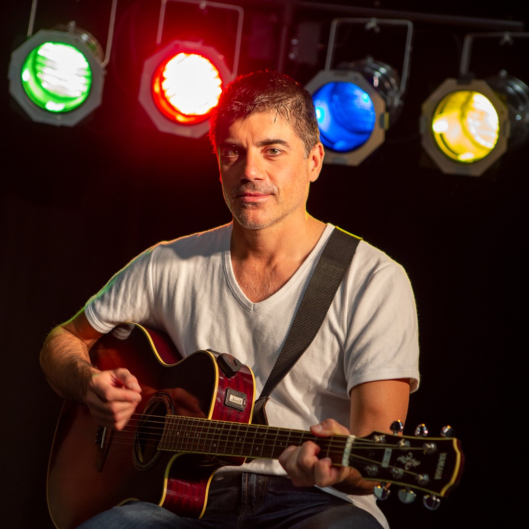 #behindthescenes music video for #singasongwriter Tony.