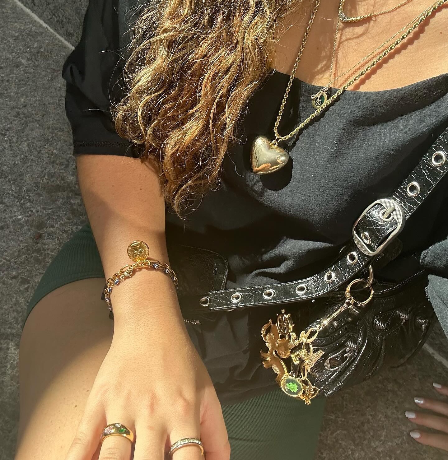 @anael__levy looks so beautiful if her jewels 🫒 message me photos to post in your designs!