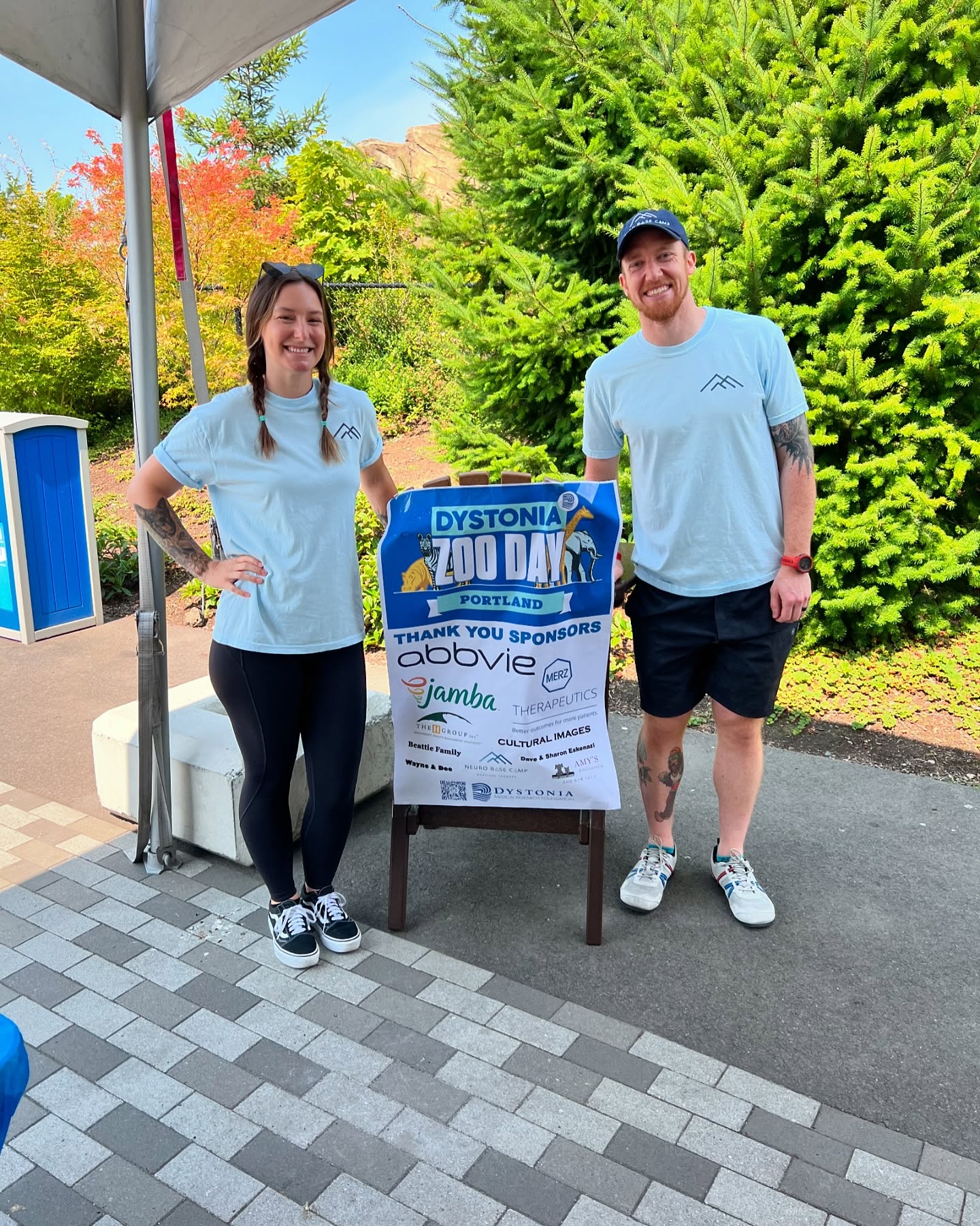 Ww had such a great time at Portland Zoo Day with @dystoniamrf. It was so inspiring to meet so many incredible people living with dystonia. We are honored to support this community and remain committed to providing resources for those living with movement dysfunction.
#letszoothis #dystoniaawareness #dystoniaresearch #dystoniamovesme #runnersdystonia