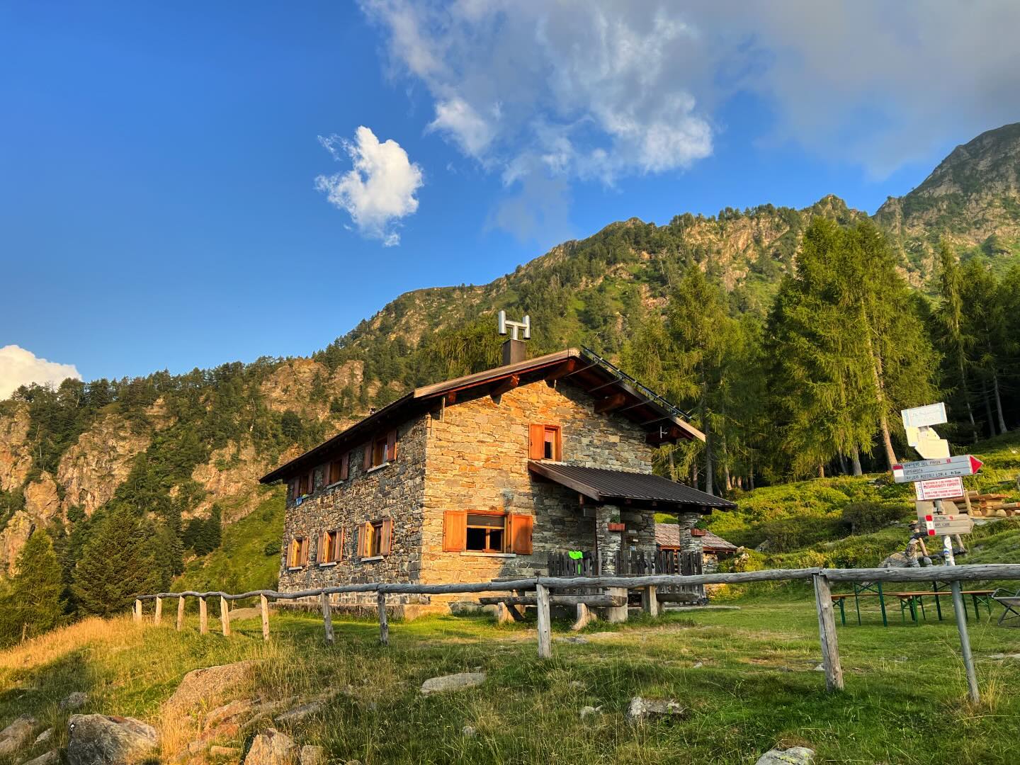 Da domani 1 agosto al 31 agosto il nostro Rifugio sarà aperto tutti i giorni!
Vi aspettiamo in Rifugio ☀️