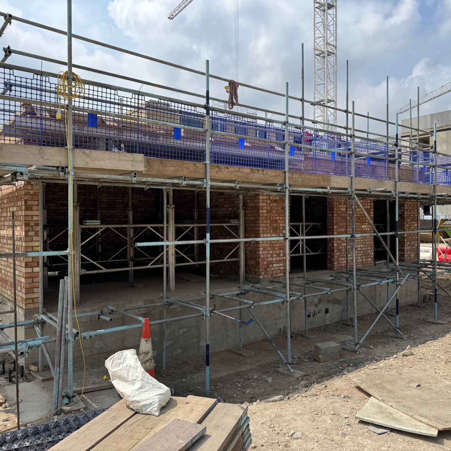 Our works at Dales Manor Business Park are now complete for our client @bandkbuild. We look forward to seeing this project as it continues to progress.
#cambridge #construction #science