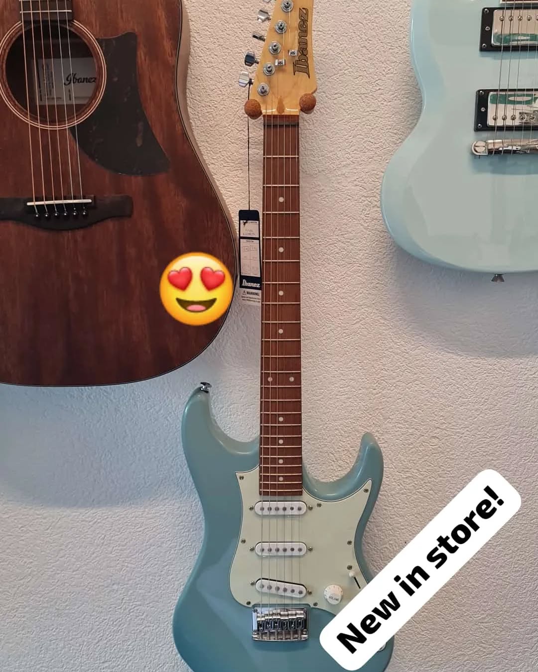 Ibanez APEZ Standard Purist Blue
inkl. Bag
CHF 379.00