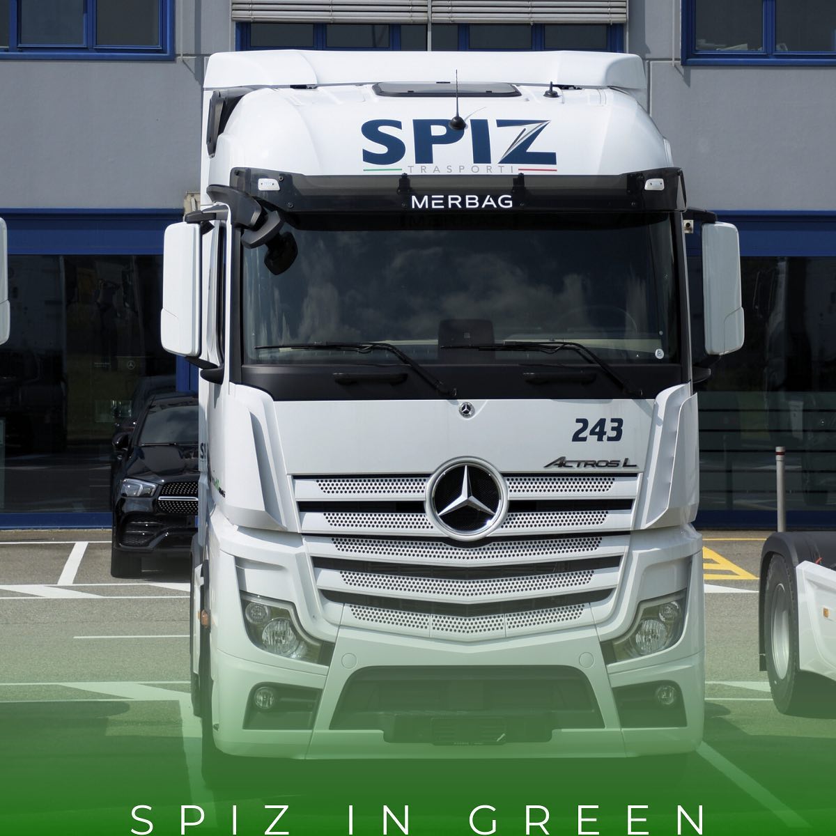 I nuovi mezzi della flotta Spiz Trasporti, acquistati da Merbag, saranno alimentati dal diesel HVO (Hydrotreated Vegetable Oil), un biocarburante all'avanguardia prodotto al 100% da materie prime rinnovabili.🌱
Questa partnership rappresenta un importante passo avanti nella nostra missione di rendere il settore dei trasporti più verde e sostenibile. I nuovi mezzi, non solo ridurranno l'impatto ambientale delle nostre operazioni, ma dimostreranno anche l'importanza di adottare soluzioni innovative per affrontare le sfide del nostro tempo.⏱
#Merbag #SpizTrasporti #DieselHVO #Sostenibilità #TrasportiVerdi
#Innovazione #FuturoSostenibile #EcoTrasporti #Logistica #CambiamentoClimatico