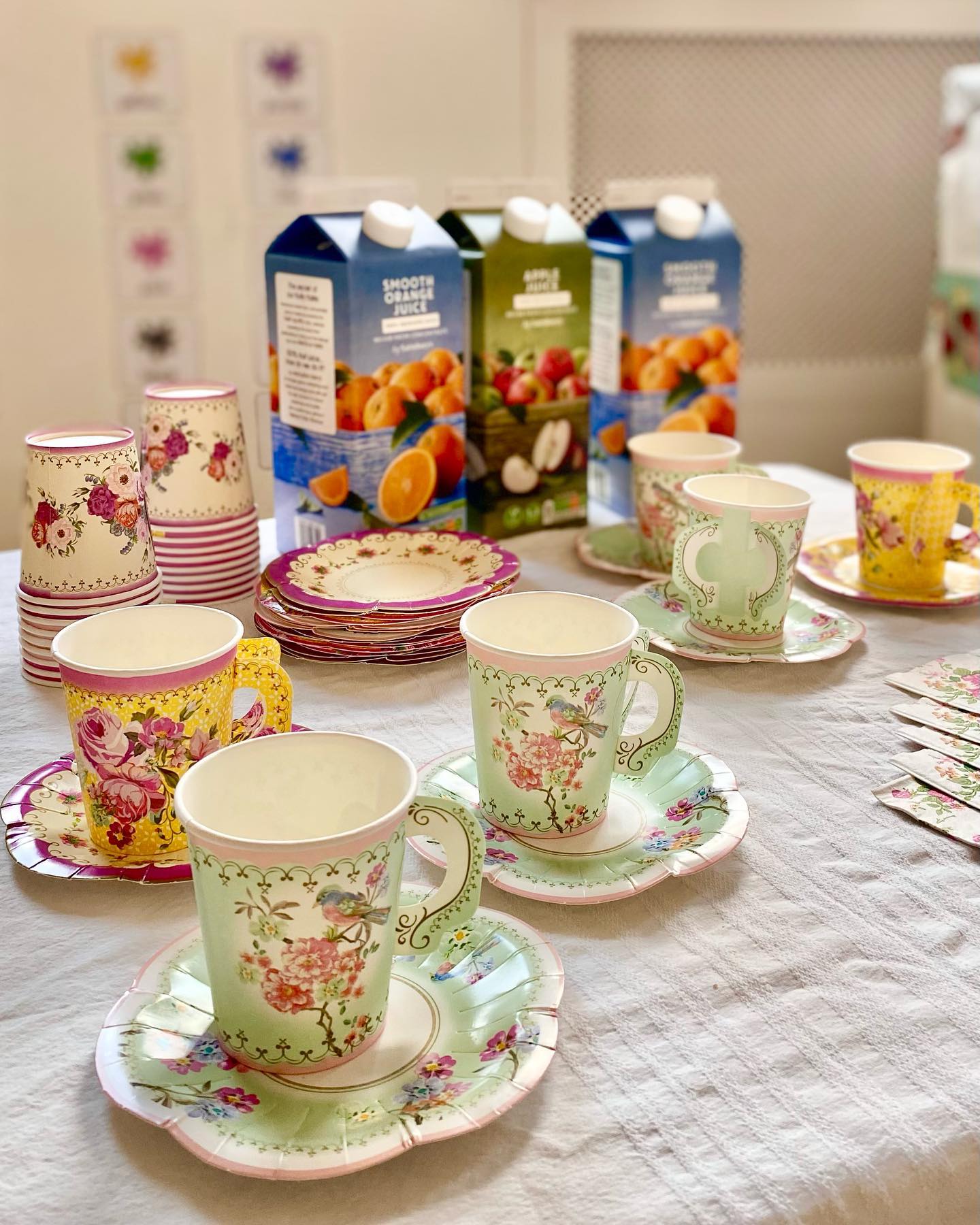 As a special treat for our hardworking team, we hosted a delightful afternoon tea 🍰🫖. We enjoyed a variety of traditional afternoon tea foods and snacks, accompanied by fresh juice, coffee, and, of course, plenty of tea. ☕️🍫
It was a lovely opportunity for everyone to unwind, chat, and relax after a busy day of looking after the children. Thank you to our amazing team for all your hard work and dedication! 💖
Stay tuned as we share about our gestures of appreciation and care towards our teachers in effort to foster and enhance our staff’s wellbeing!😌
Join us at La Petite Nursery for the upcoming year and become part of our journey as we embark on another year of fun and discovery:
🌐 Learn more about us at lapetitenursery.co.uk
🔎 Book your personal tour by email at contact@lapetitenursery.co.uk
📨 Join our team and make a difference as a teacher at @lapetitenurserylondon
#wearehiring #careergoals #teacherlife #teachingchildren #teachingcareer #loveteaching #eyfsteacher #eyfsinspiration #preschool #preschoolteachers #education #earlyyearseducator #earlylearning #earlychildhoodeducation #childcareexpo #childcare #jobopportunity #wevalueyou #wellbeing #staffwellbeing #staffbenefits