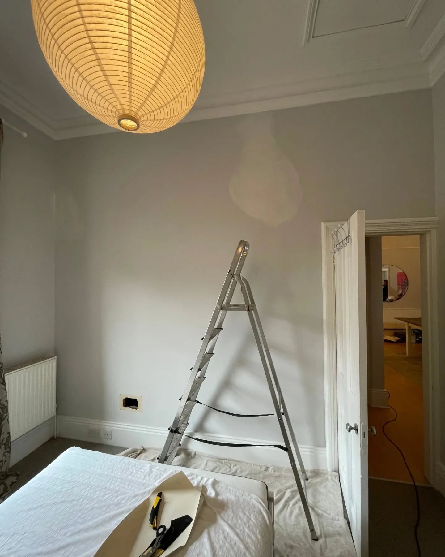 A spare bedroom with a request of having two walls prepped and papered. This wallpaper was actually designed by my client.
Based in Rainworth NG21 but travelling Nottinghamshire.
Contact me for a FREE non obligated quote.