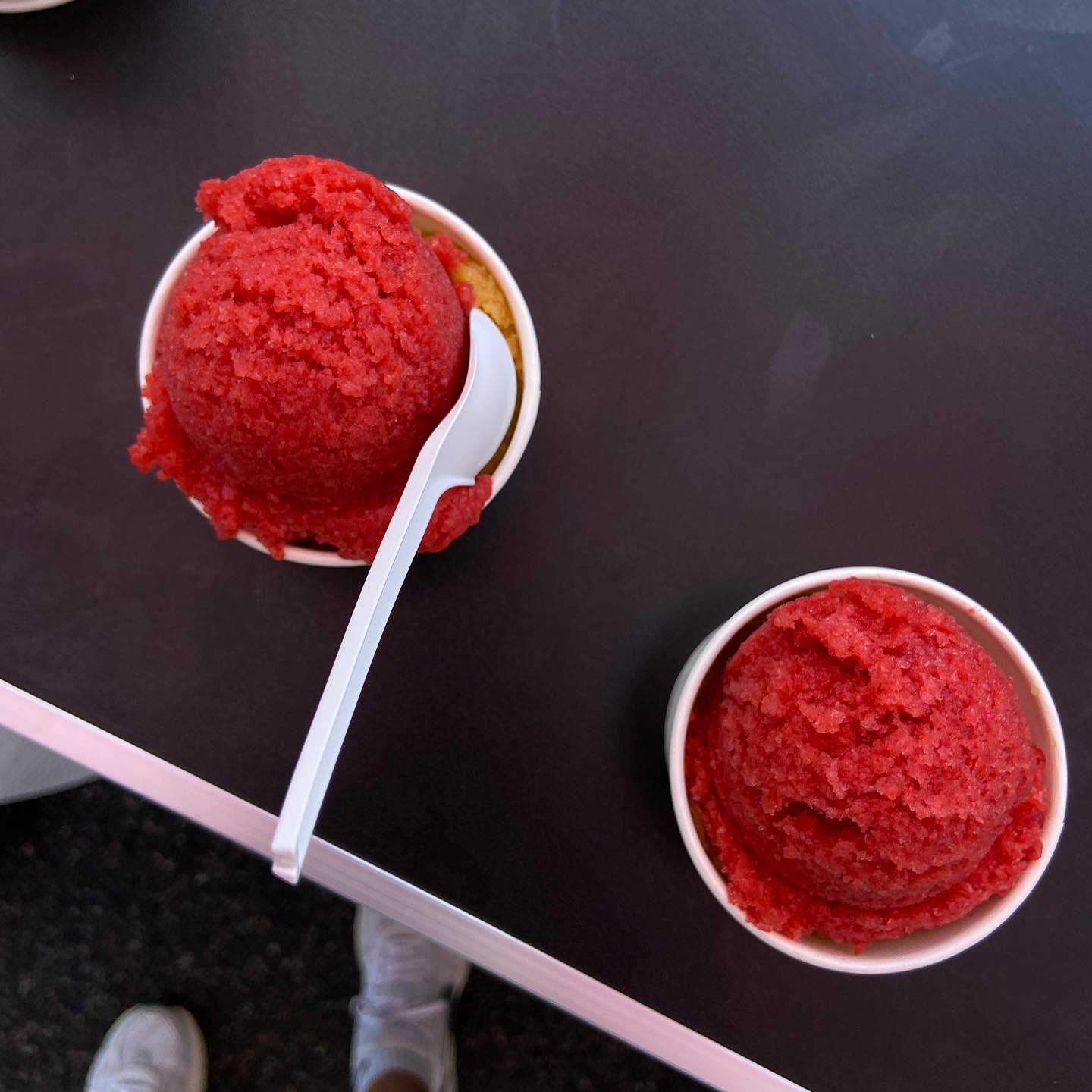 Amazing turnout today at @hinghamfarmersmarket highlighting our new flavors PEACH & BLACKBERRY🍑🫶🏼
NO preservatives, NO syrups, NO artificial dyes! 100% REAL fruit🙌🏻
#granita #granitaebrioche #granitasiciliana #italia #italy #italiansdoitbetter #fyp #boston #bostonlocal #handcrafted #realfruit #familyrecipe #newflavor