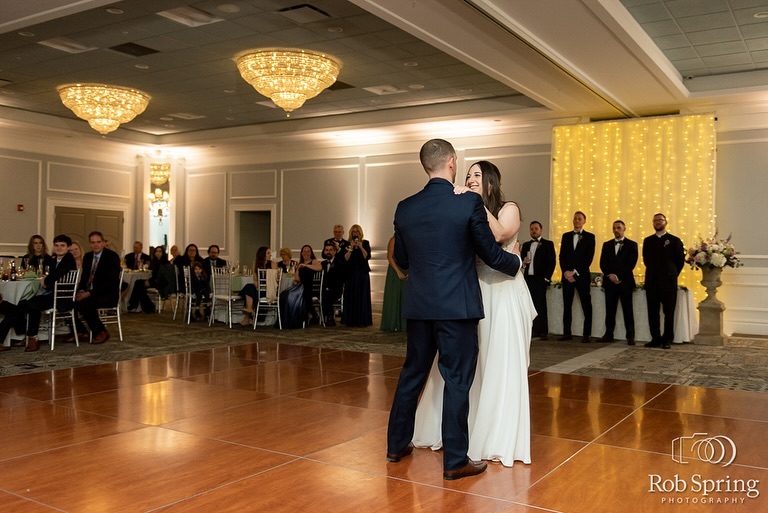 Reminiscing about Chelsea and Billy’s beautiful spring wedding in Saratoga Springs 🌸 Their love story was the perfect match for our venue, surrounded by the blooming beauty of the season. Here’s to the memories made and the ones yet to come! 💍✨ #SpringWedding #SaratogaSprings #LoveInBloom #SaratogaBride
📸 by @robspringphotography