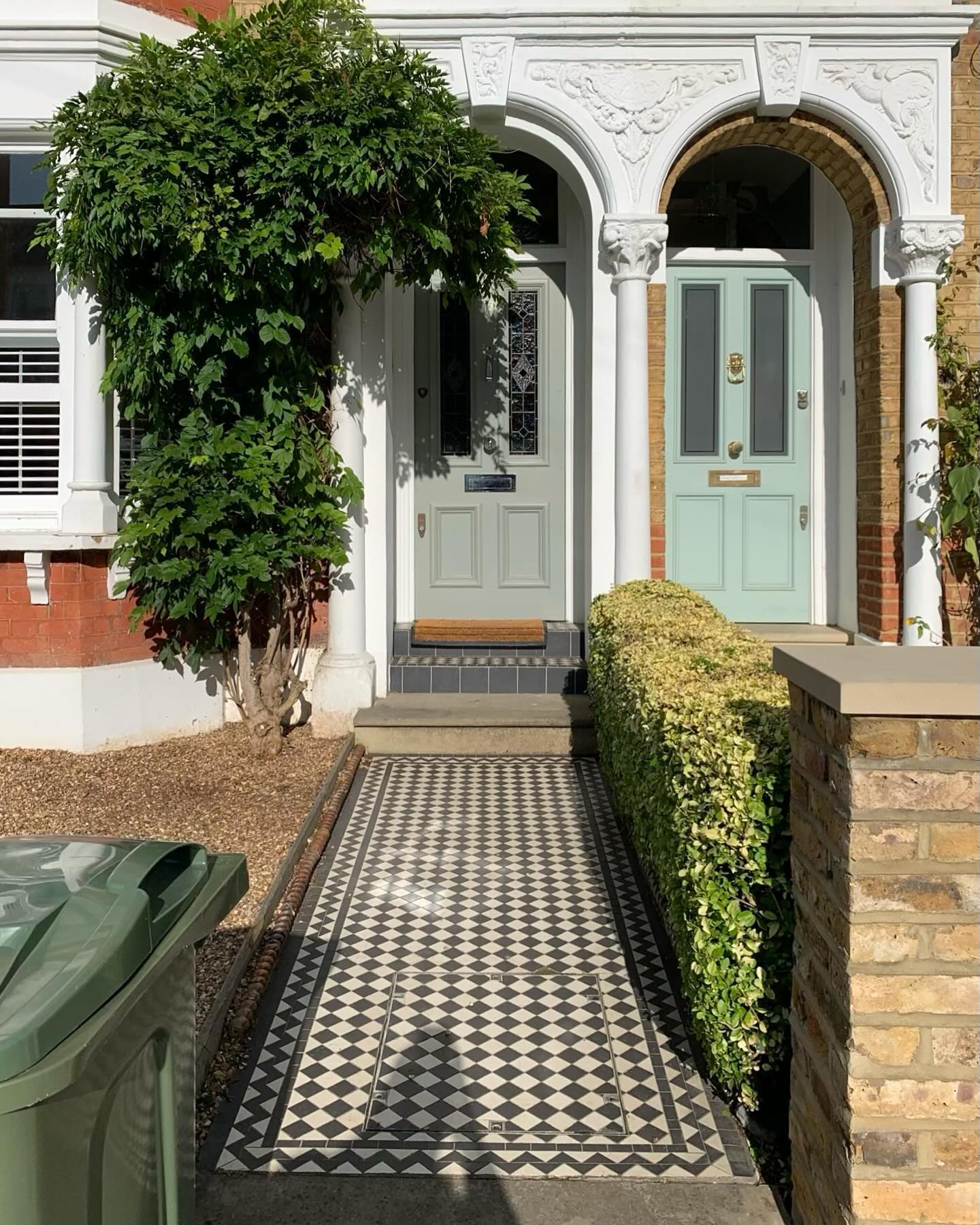 Förvandla din trädgård idag! ✨🌳
✅ Använd ditt rutbidrag vid betalaning
🔸Trädgårdsröjning
🔸Häckklippning
🔸Beskärning
🔸Ogräsrensning
🔸Gräsklippning