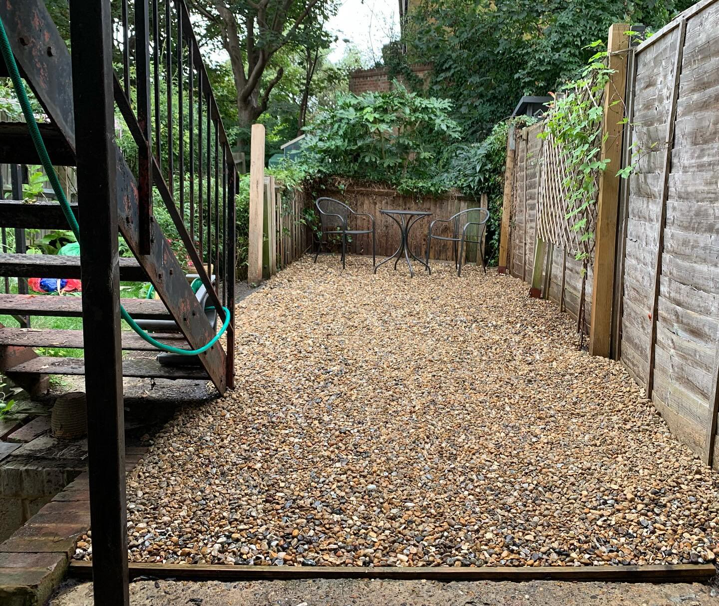 Förvandla din trädgård idag! ✨🌳
✅ Använd ditt rutbidrag vid betalaning
🔸Trädgårdsröjning
🔸Häckklippning
🔸Beskärning
🔸Ogräsrensning
🔸Gräsklippning