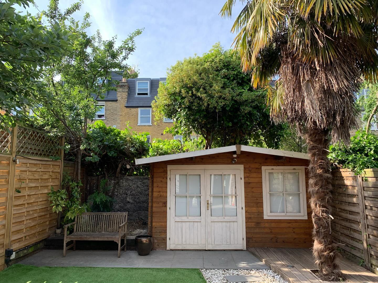 Förvandla din trädgård idag! ✨🌳
✅ Använd ditt rutbidrag vid betalaning
🔸Trädgårdsröjning
🔸Häckklippning
🔸Beskärning
🔸Ogräsrensning
🔸Gräsklippning