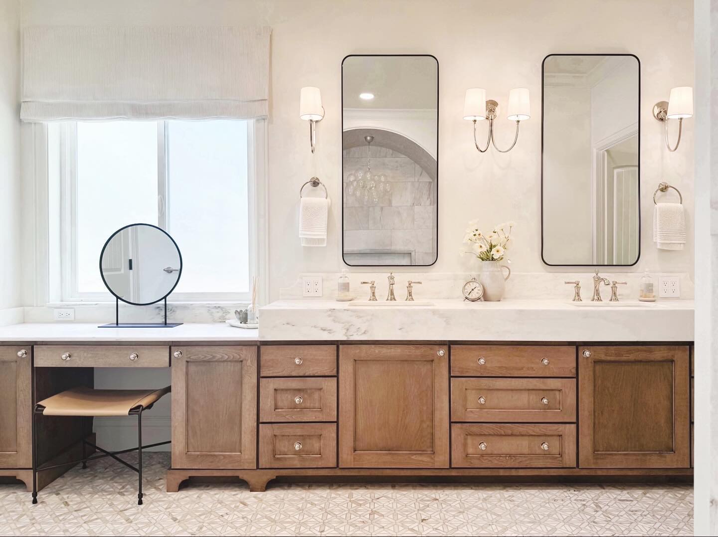 Transforming spaces into serene retreats. Thrilled to share our latest project – a luxury spa bathroom designed to offer the ultimate relaxation experience.
#HobbleCreekRemodel #DesignExcellence #SpaBathroom #InteriorDesign