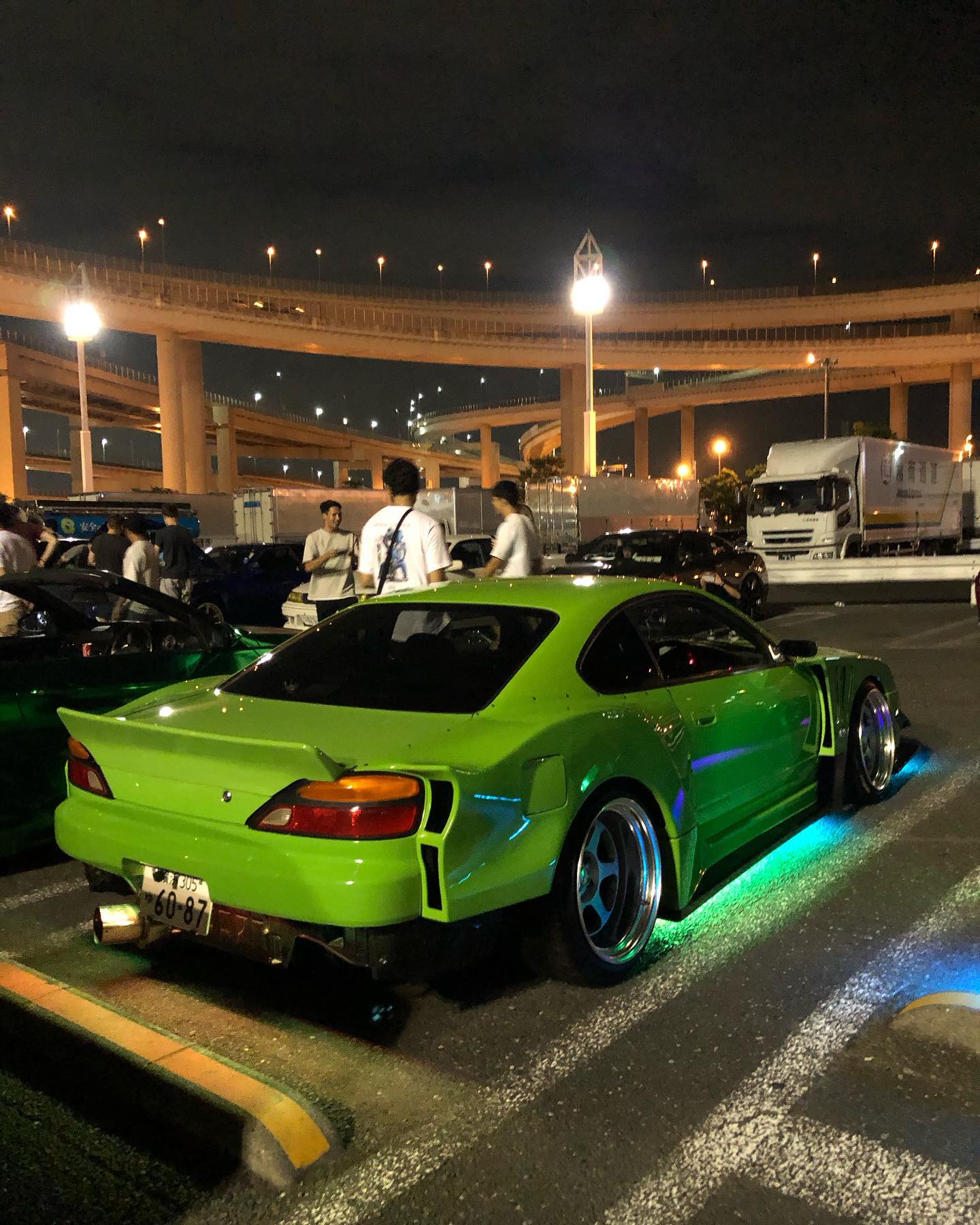 Name the body kit on this S15. I bet you can’t!
#jdm #daikoku #car #cars #carmeet #tokyo #japan #nissan #silvia #s15