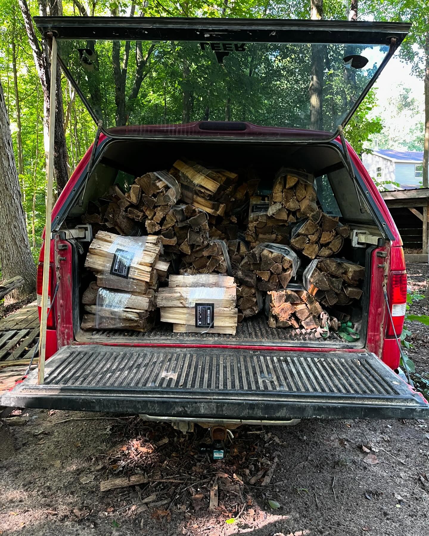 Full load for this Monday. Also, we bundled some split pieces of wood in bundles this week that will make great kindling! #riveraridge #firewood #michigansmallbusiness