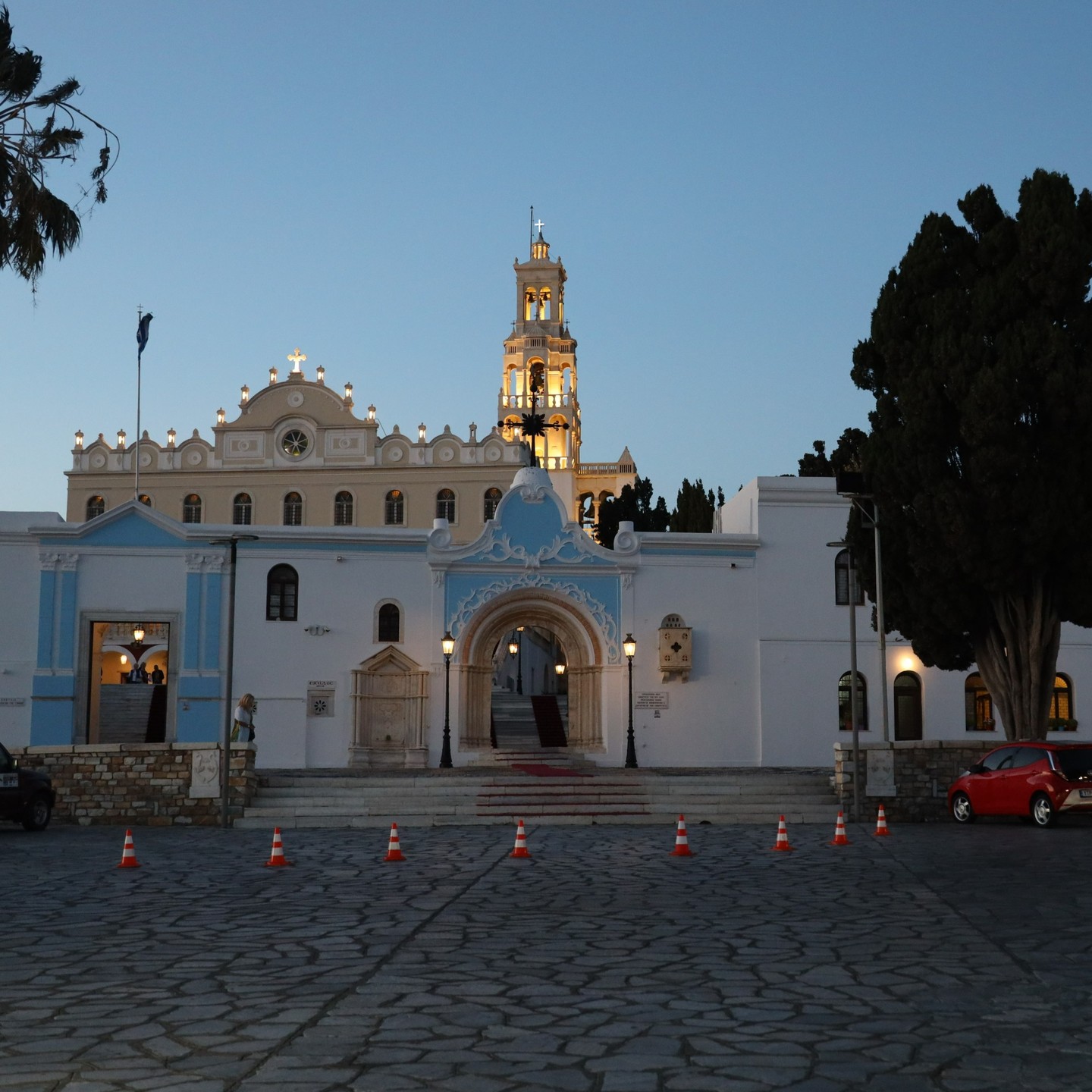 The holy church og Virgin Mary on Tinos island is one of the most important shrines in Greece.
#my_greece
#visitgreeceguide
#visitgreecegr
#gresk
#greece
#travel_greece
#goinggreek