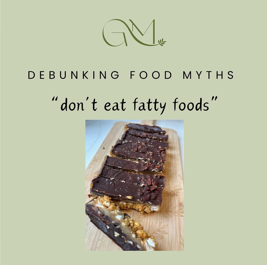 💓 Don’t eat fatty foods 💓
Confused about dietary fat? Aren’t we all! In diet culture, fat probably has the worse reputation. But is all fat bad? Does fat lead to heart problems and obesity? Should we avoid it all together? Let’s discuss it!
What is dietary fat? 🧈
🧈 Saturated: in lard, butter, meat, milk, cream, cheese, coconut oil, palm oil. Increase “bad” cholesterol = high consumption of saturated fat is linked to vessel & heart disease.
🥜 Mono-unsaturated: in olive oil, rapeseed oil, avocado, nuts & seeds = healthiest fat, as they lower “bad” cholesterol, protect the vessels from disease.
🐟 Poly-unsaturated: either omega 3 or 6. O3 is found in oily fish, it has anti inflammatory properties. O6 is found in vegetable oils, it affects good & bad cholesterol & therefore intake should be moderated.
🧁 Trans-fats: are industrially created. They’re easy/inexpensive to make, long shelf life, very palatable therefore mass produced. For us, trans-fats are very unhealthy. Trans fat is found in fries, doughnuts, pastries, pies, biscuits etc.
✨ Health benefits✨
🌱 fat is needed in all of the body’s cells for fuel, transport, insulation, protection & more
🌱 mono-unsaturated fat & omega 3 are heart / vessel healthy & have anti-inflammatory properties
❗️Health warnings❗️
💥 high saturated fat / trans fat diets are associated with heart & vessel disease
💥 excess saturated fat contributes to the major health problems in UK - obesity, heart disease & diabetes.
💥 trans fat foods are ultra processed and also contain many additives / high in refined sugar.
Take home messages
✔️ fat is a vital part of the diet, but choose wisely
✔️ eat avocados, nuts, seeds, extra virgin olive oil, dark chocolate, eggs, nut butters
✔️ limit saturated / trans fats, but accept that we are all allowed a treat
✔️ don’t forget that meat can be high in saturated fat - chose lean or swap it out
✔️ aim for 1- 2 portions oily fish per week (omega 3)
Warm wishes, Dr Grace 🌿
#womenshealth #nutrition #healthyeating #hormones